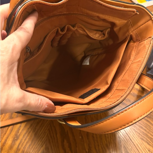 ECOSUSI Tote Bag Convertible Brown Vegan Leather Backpack/Shoulder/Handbag. - Picture 9 of 15